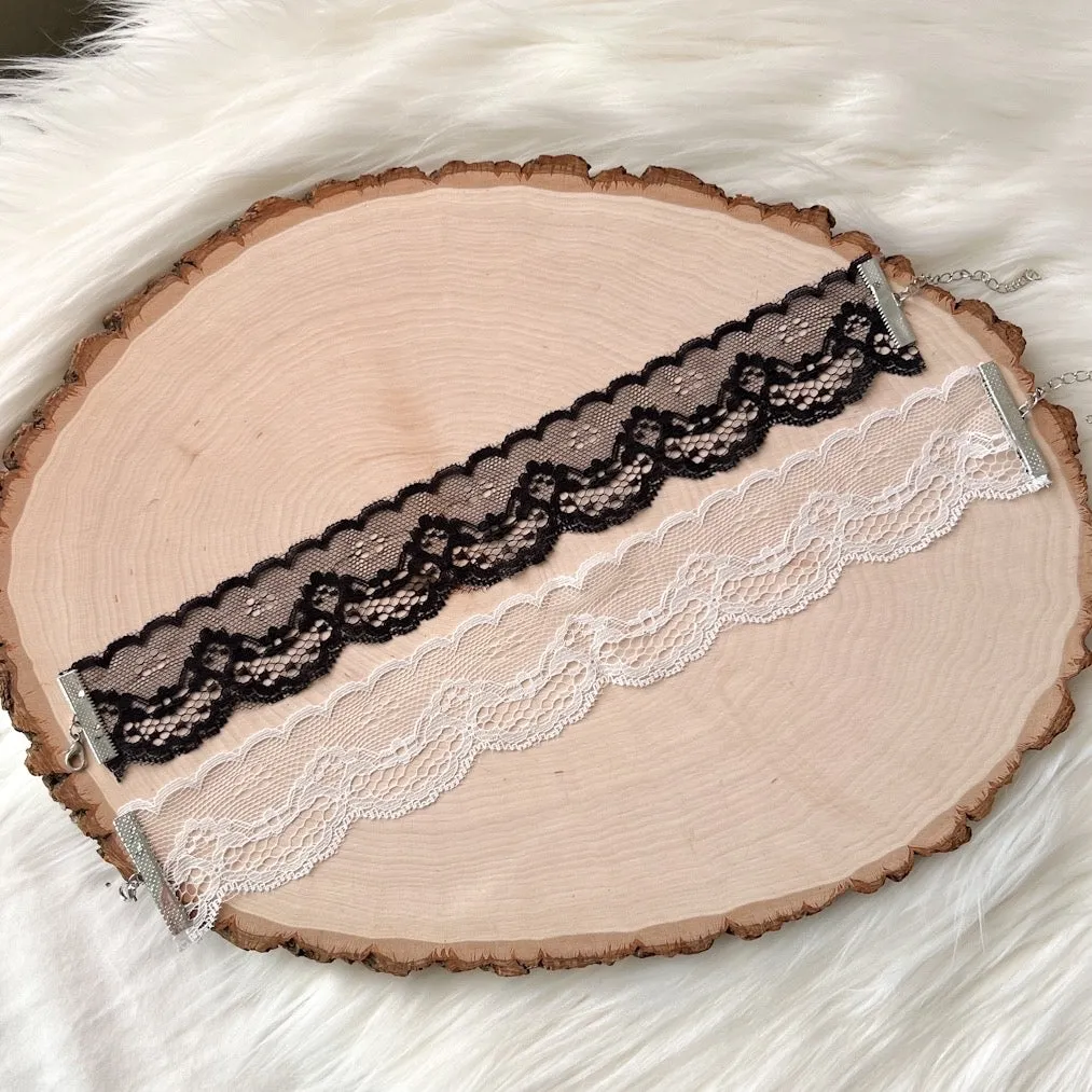 Alexis Lace Choker - White or Black