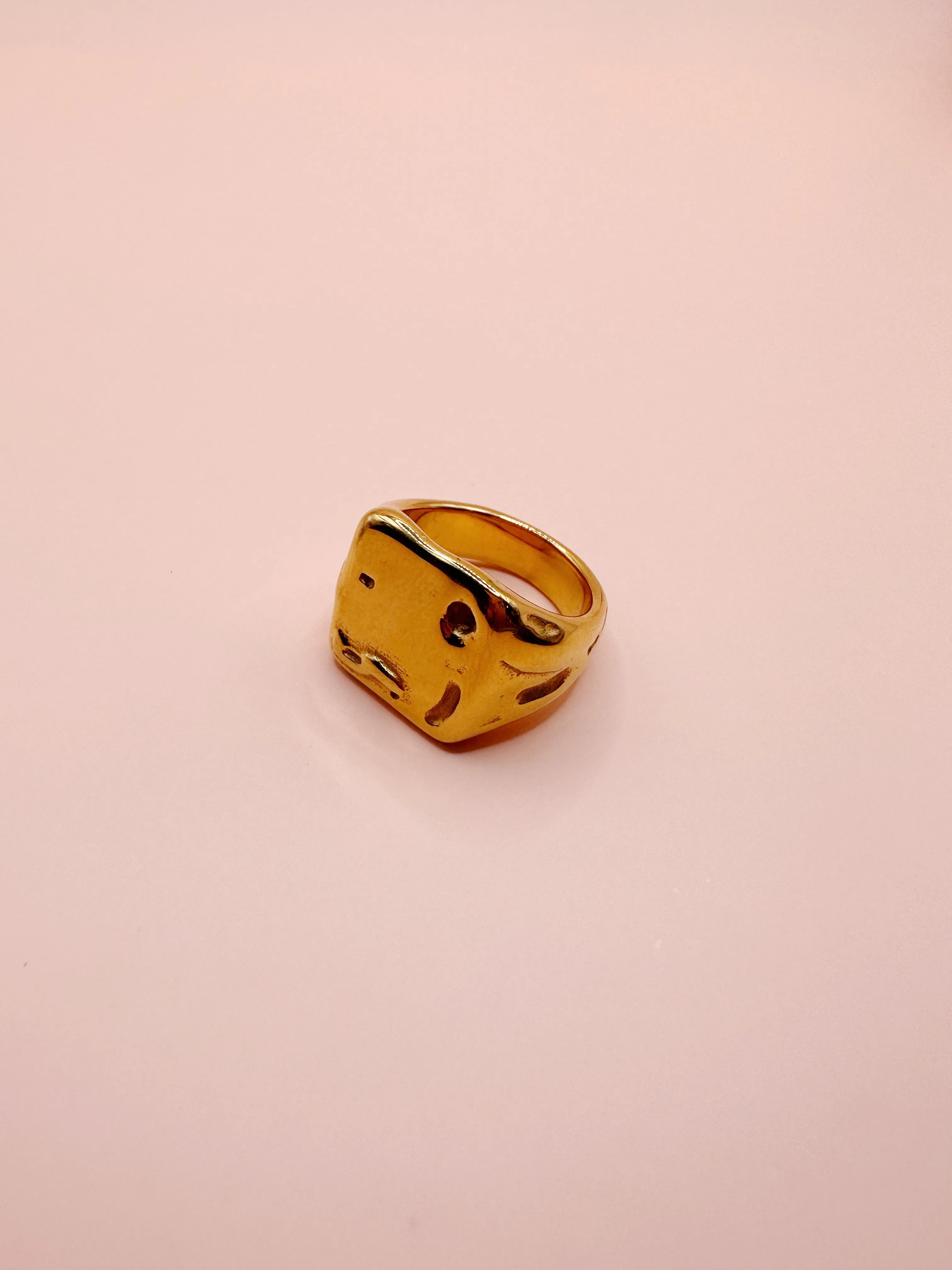 Avalon Signet Ring