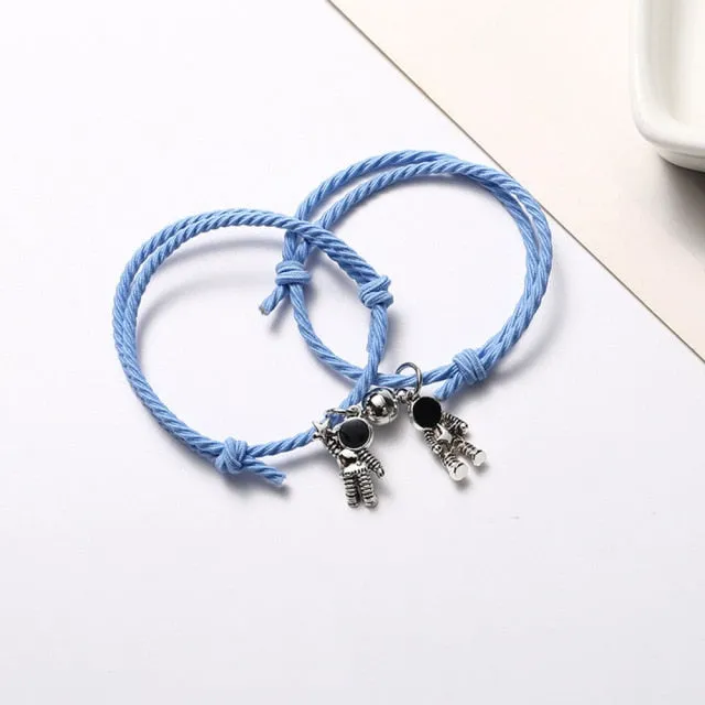 Couple Bracelet Astronaut Small Rubber Band to Send Girlfriend Boyfriend Magnet Stone Bell Bracelet Knot Head Rope Jewelry