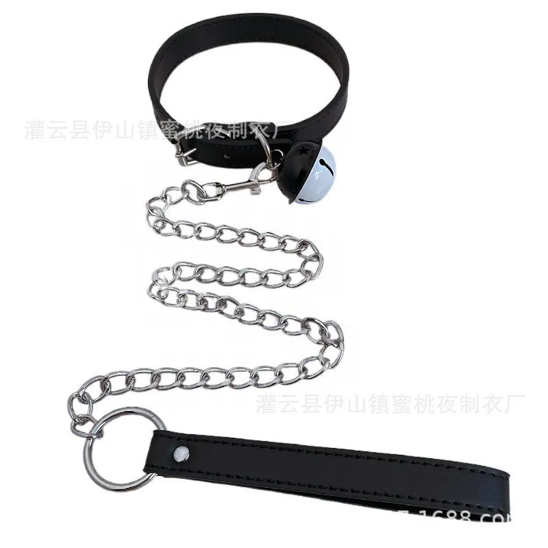 Dora Choker With Leash