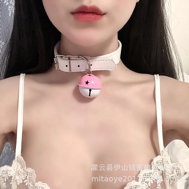 Dora Choker With Leash