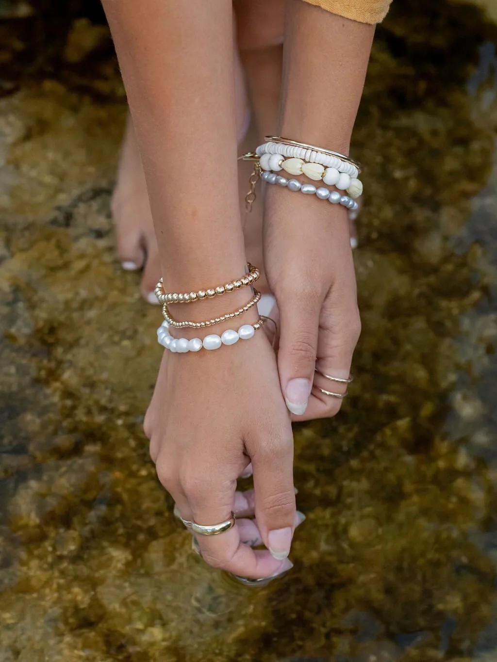 Gray Pearl Bracelet with Adjustable Gold Chain - Keilani