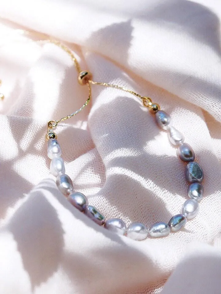 Gray Pearl Bracelet with Adjustable Gold Chain - Keilani