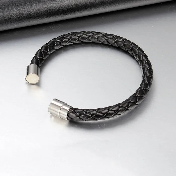 New Fashion Jewelry Men Leather Titanium Steel Bracelets Male Retro Bracelet Personality Gift