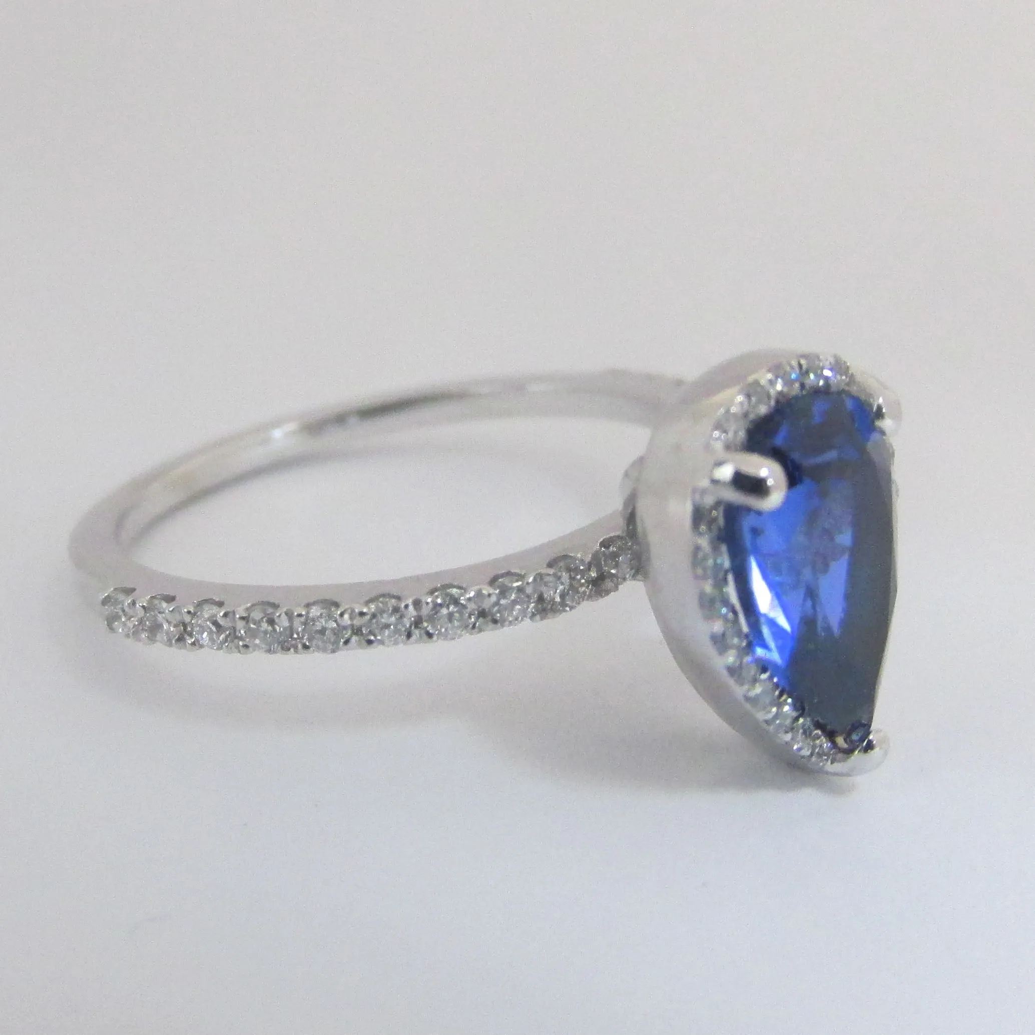 Pear Sapphire Engagement Ring Diamond Halo 14k White Gold (9x6mm)