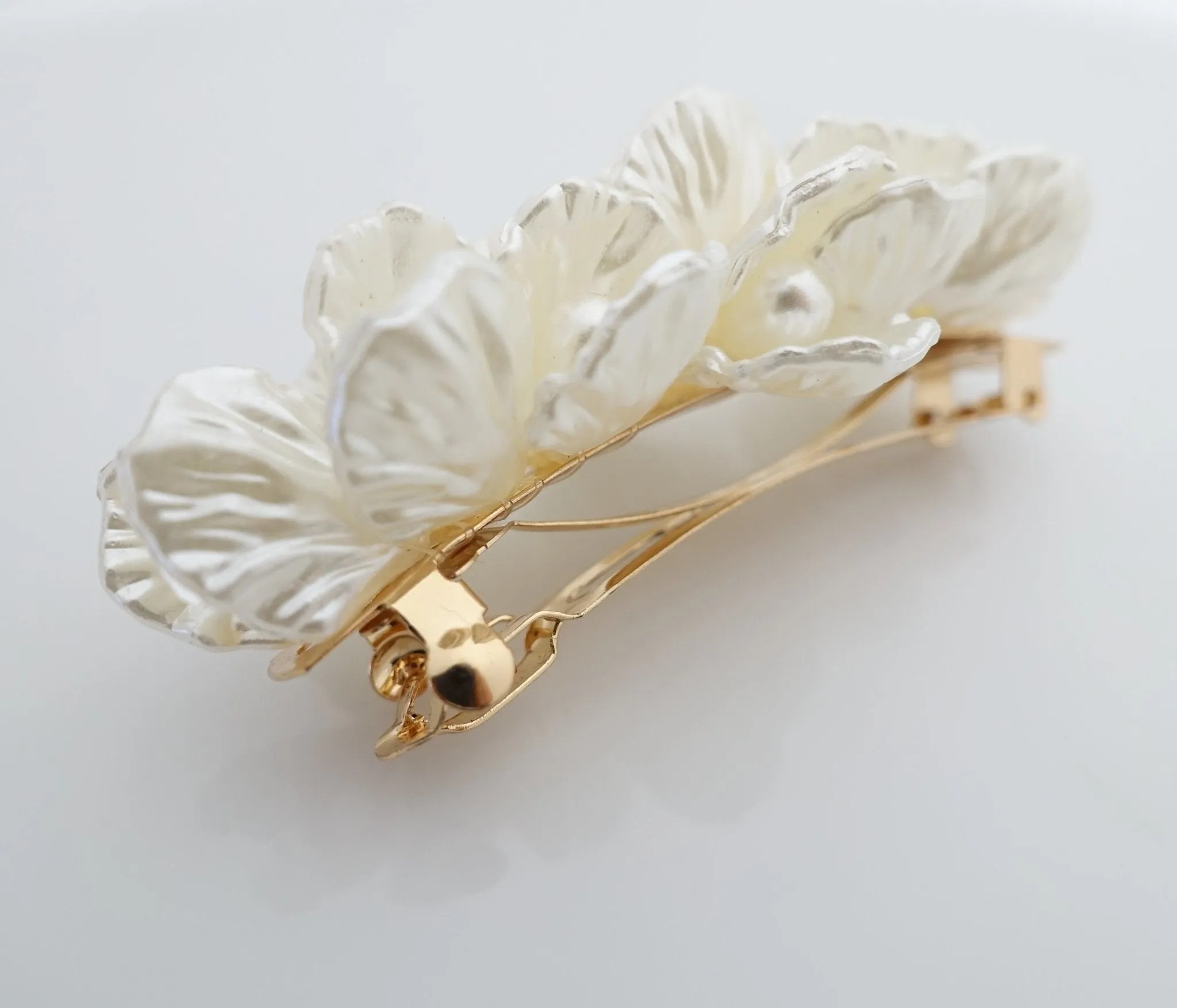 Pearl in the shell decorated french hair barrette women hair accessories