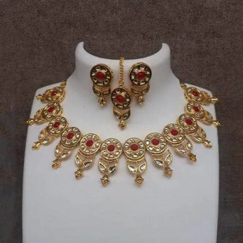 Round Cut Leaf Kundan Necklace And Earring Set