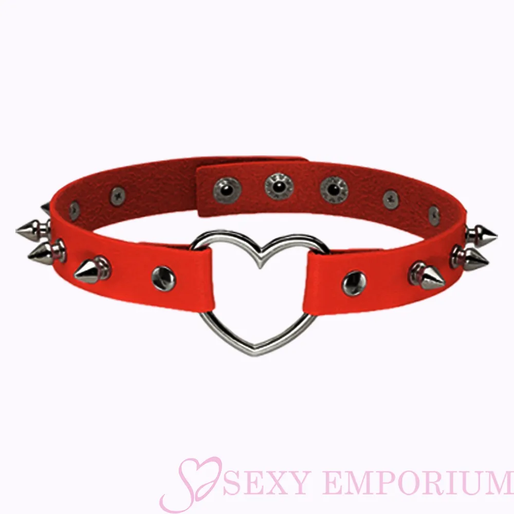 Sexy Love Heart Spiked Choker